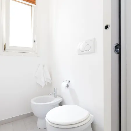 Bella Charming House アパート