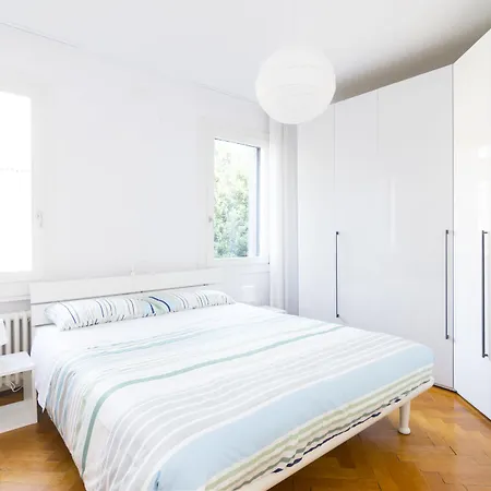 Apartament Bella Charming House