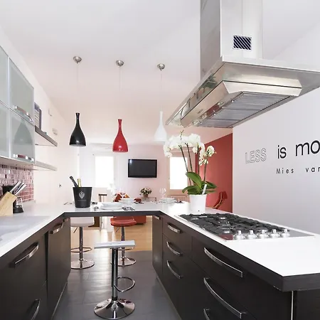 Апартаменты Bella Charming House