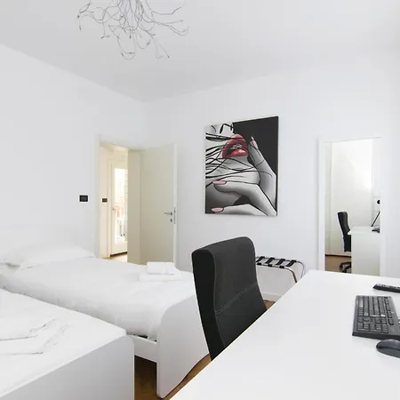 Bella Charming House *