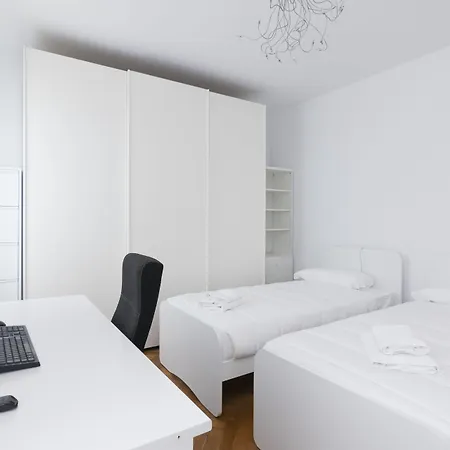 Bella Charming House Apartman Velence